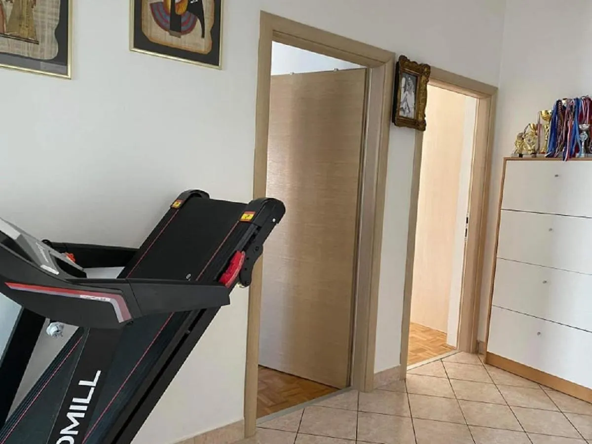 Apartman Zara بيوغْغاد نا موغو شقة